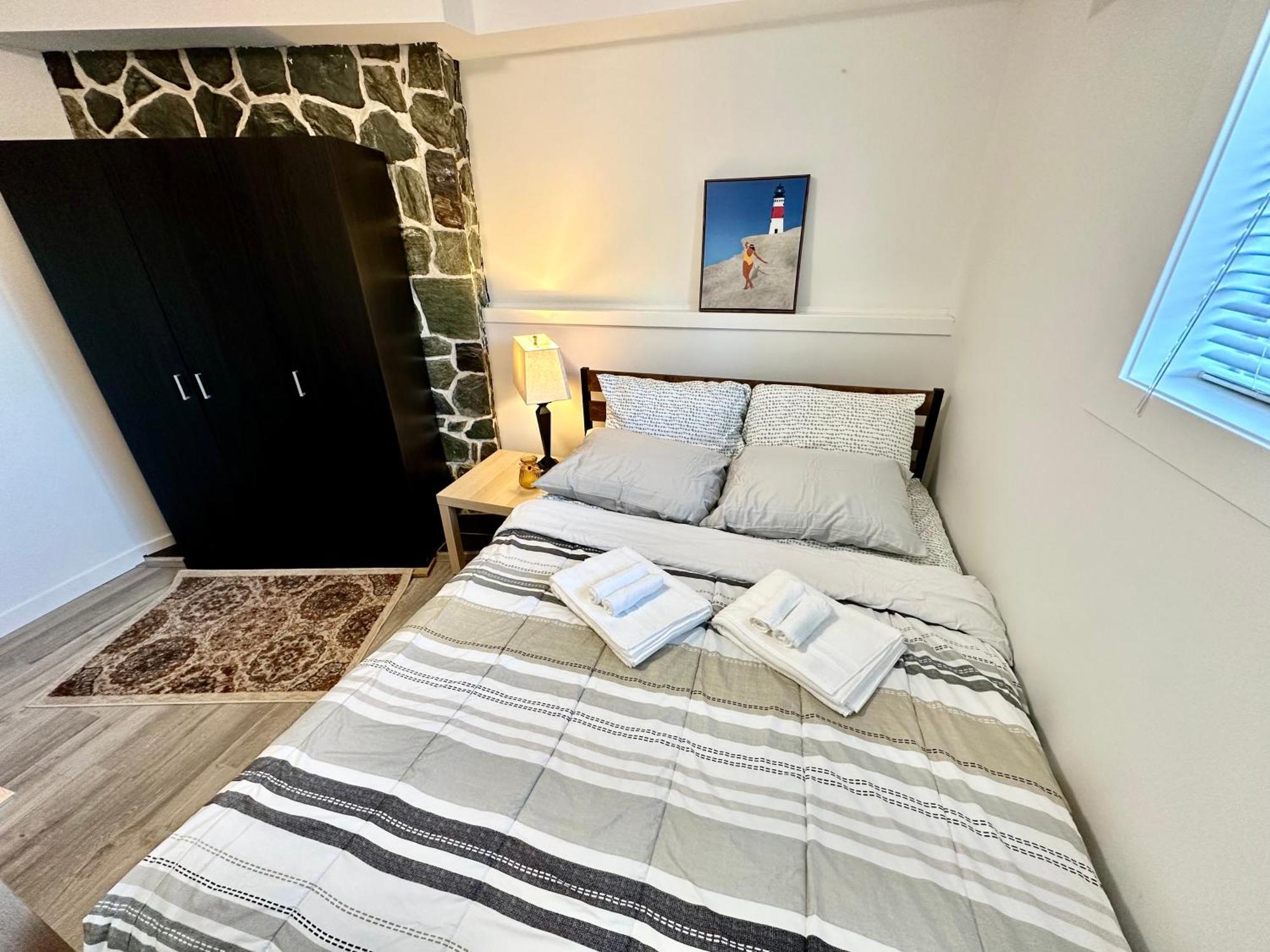 Cozy & Bright Home With Parking Victoria Exterior foto