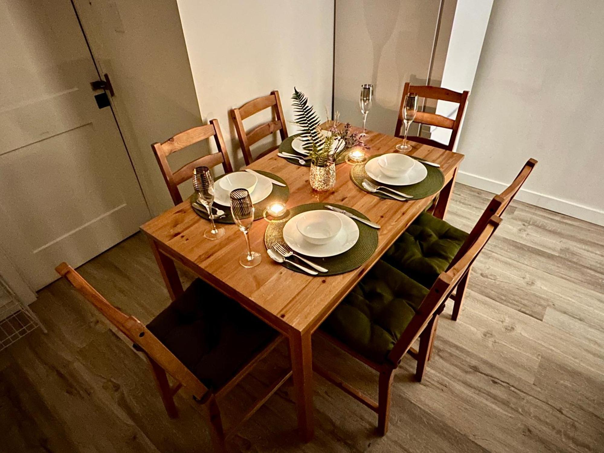 Cozy & Bright Home With Parking Victoria Exterior foto